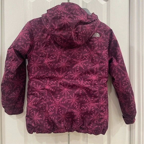 The North Face Purple Jacket For Girl - Picture 2 of 14